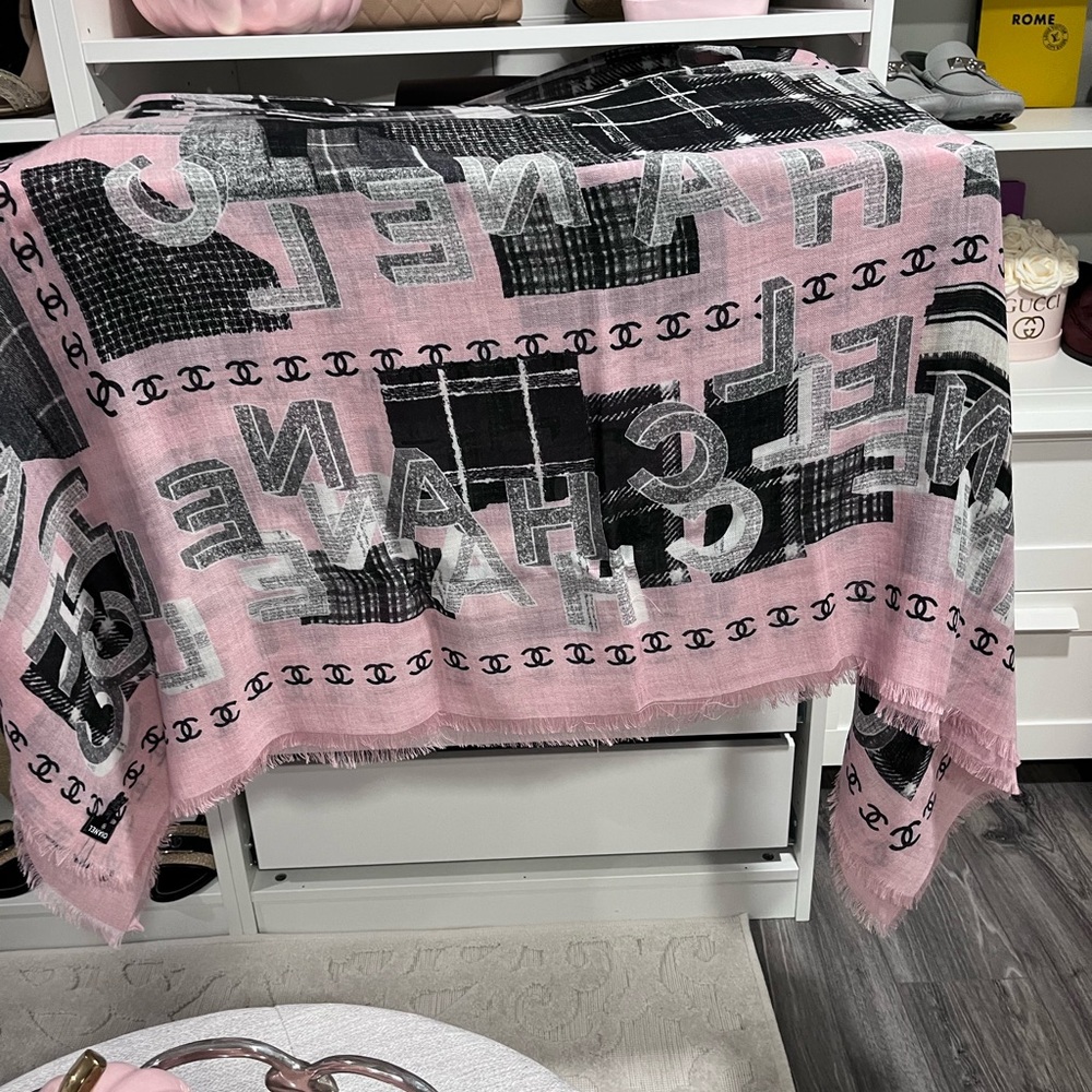 Chanel brand new scarf